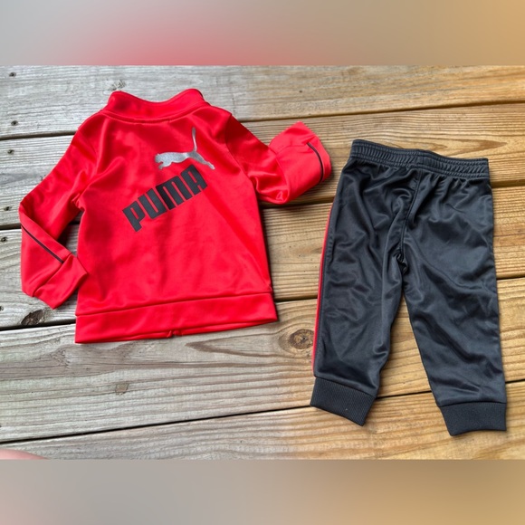 Puma 12M Toddler Red and Black Tracksuit set - Picture 5 of 5